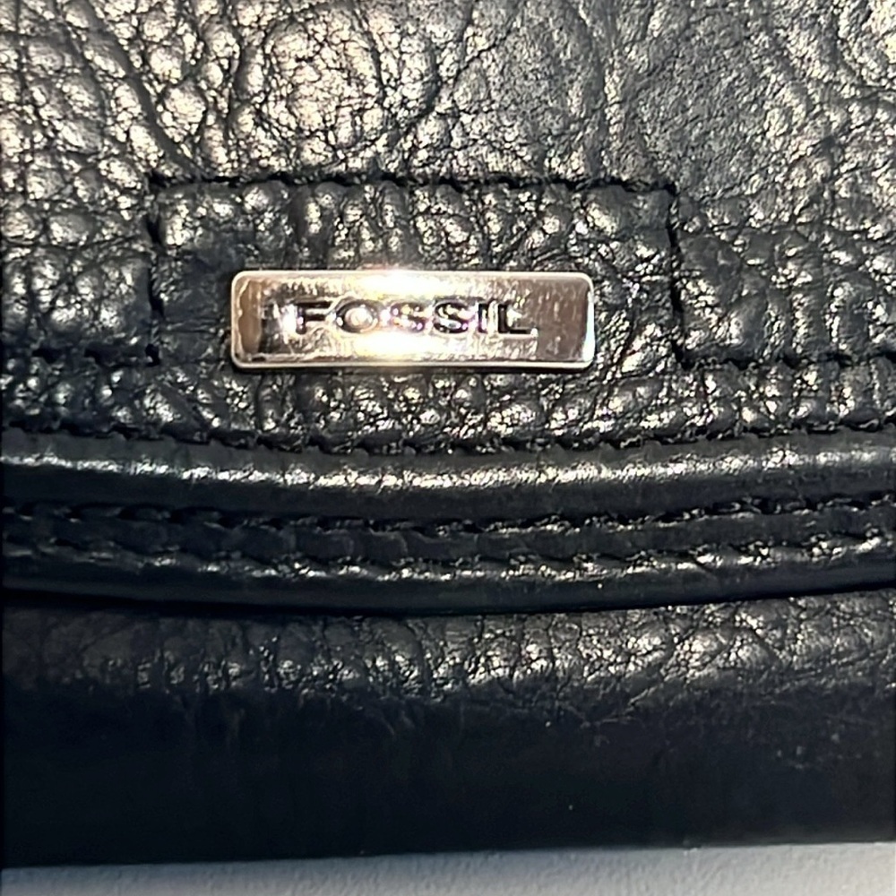 Fossil Women's Vintage Black Leather Wallet